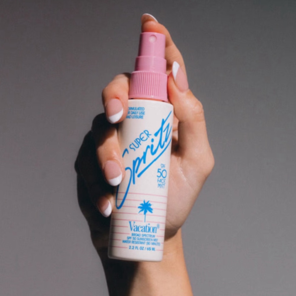 NWOT Vacation Super Spritz SPF 50